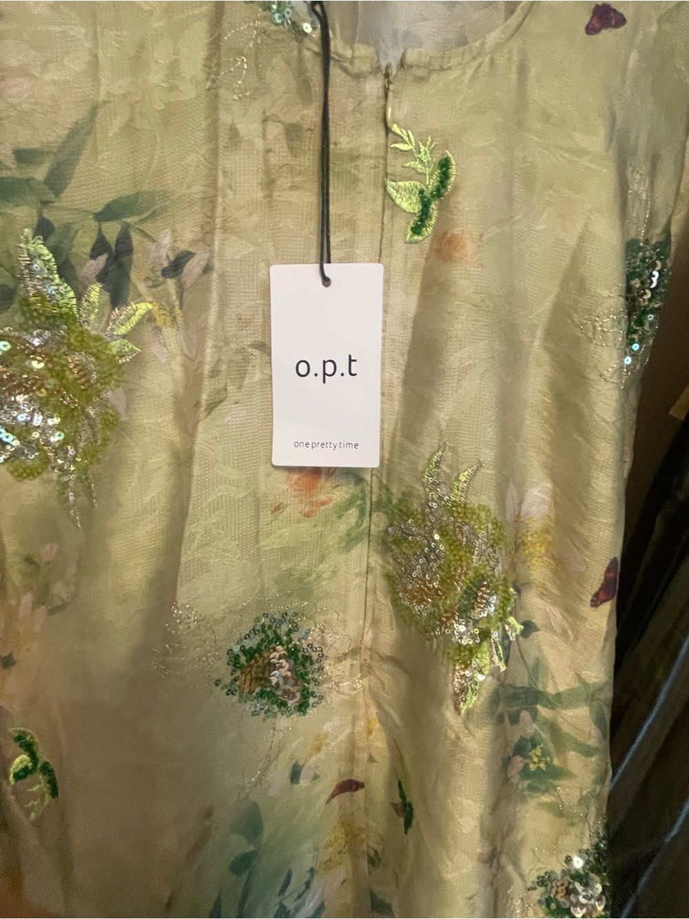 👗Mariposa Floral Maxi Dress Beaded Design
Few Moda by o.p.t. Naia
NWT SIZE XL - Picture 4 of 15
